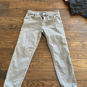 Grey American eagle jeans